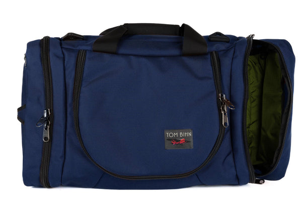 Aeronaut 30 in Navy 1050 Ballistic with Moss 210 Cerylon interior.